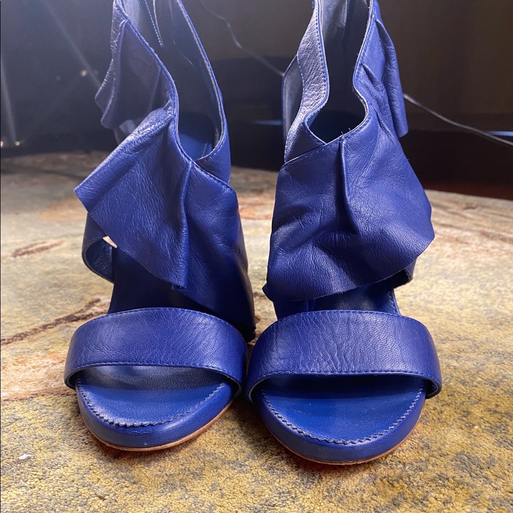 Vero cuoio heel. Very cute and good condition